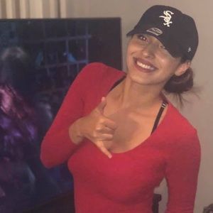 Meet your Posher, Corina